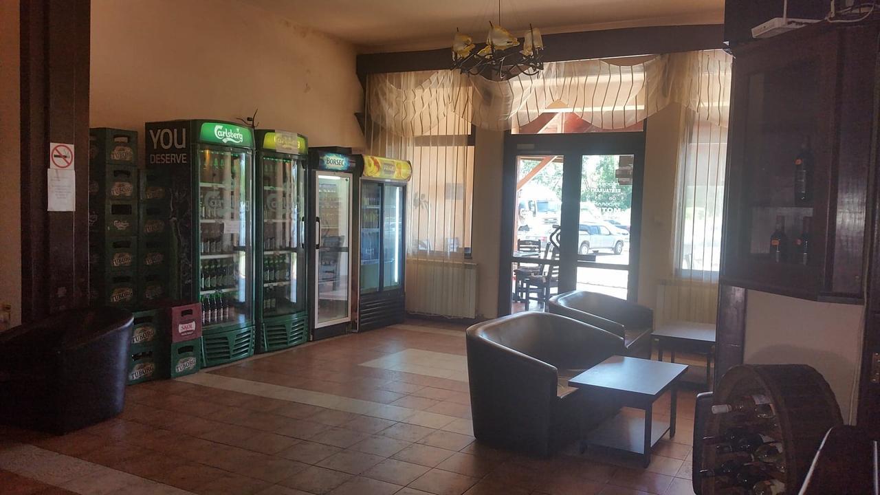Motel Restaurant Lowe Deva Exterior foto