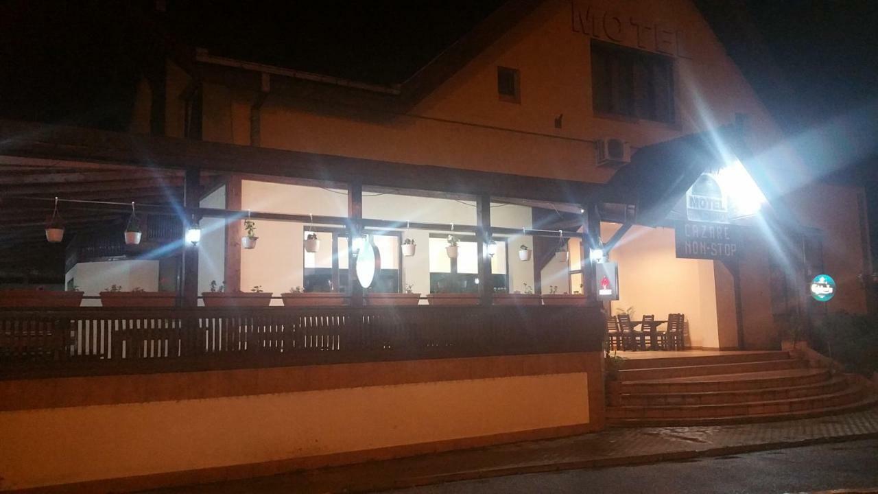 Motel Restaurant Lowe Deva Exterior foto