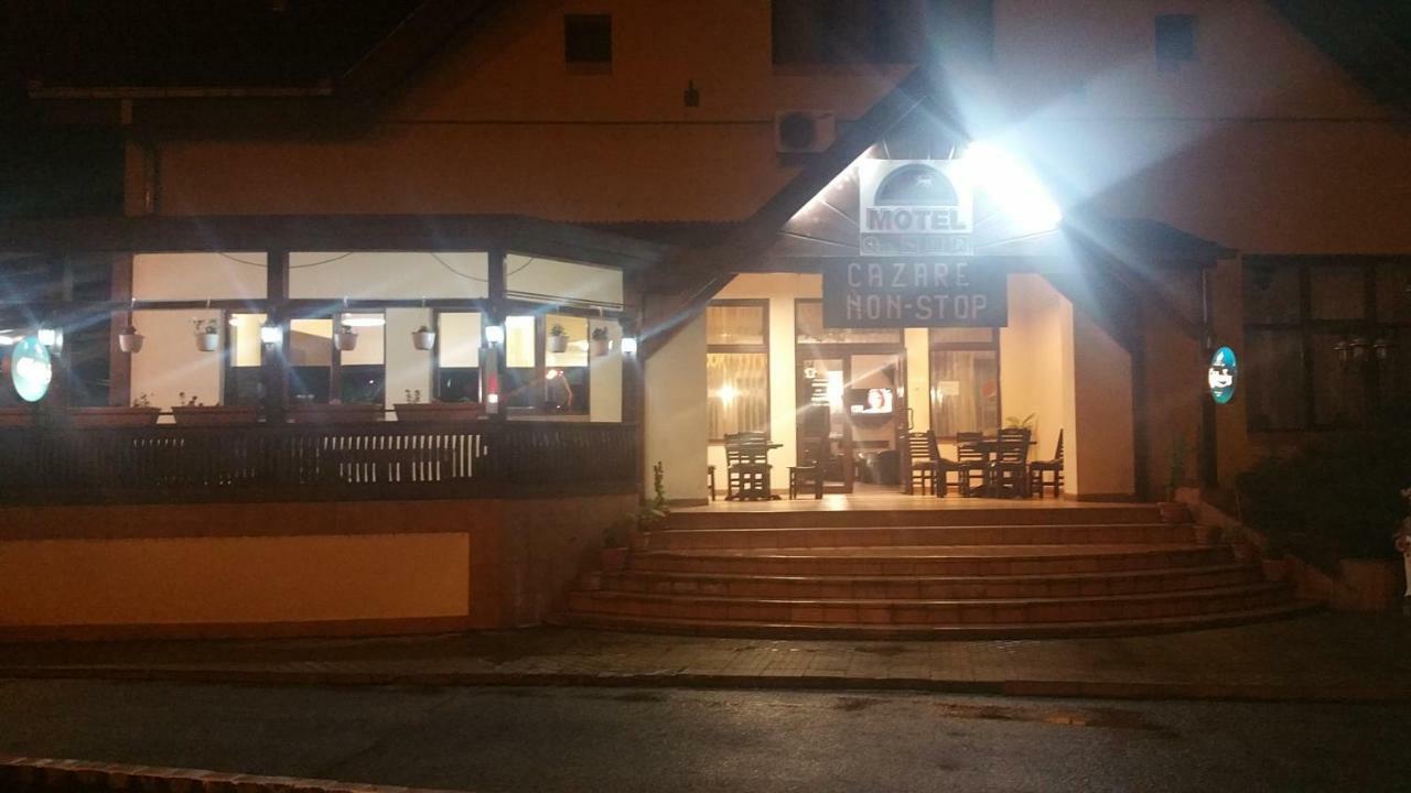 Motel Restaurant Lowe Deva Exterior foto